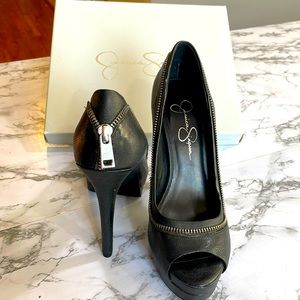 Jessica Simpson heels